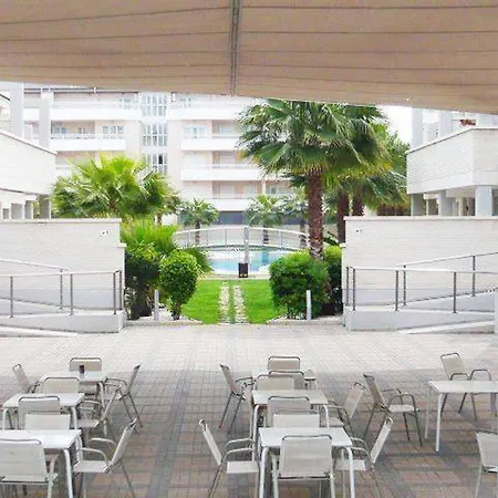 A Pour 4 Personnes Avec Piscine Commune Et Proche - Hisp-10-7 Apartment *